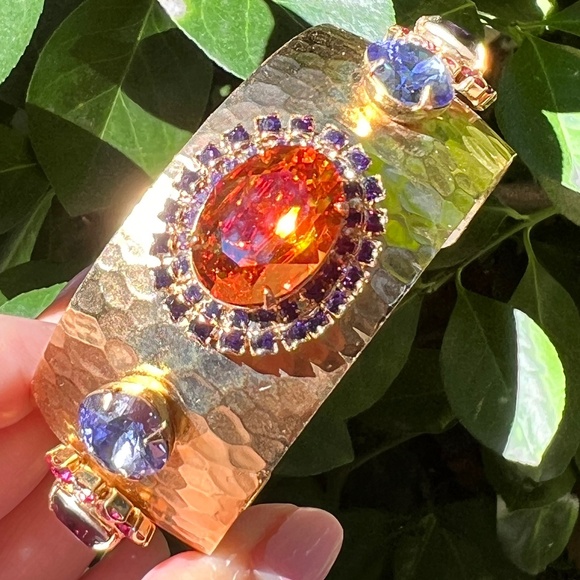 VINTAGE ORANGE BLUE PURPLE MULTI COLOR RHINESTONE WIDE CUFF BRACELET HAMMERED